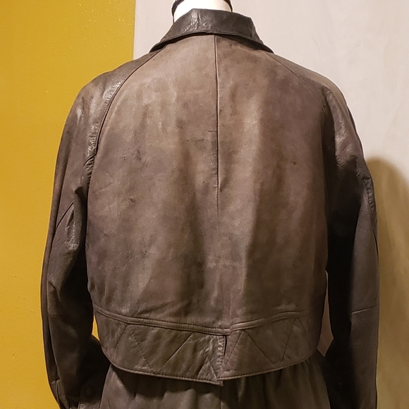 HOST PICK 😊 Wilson Adventure Bound Woman's Leather Jacket Sz S - Picture 8 of 16